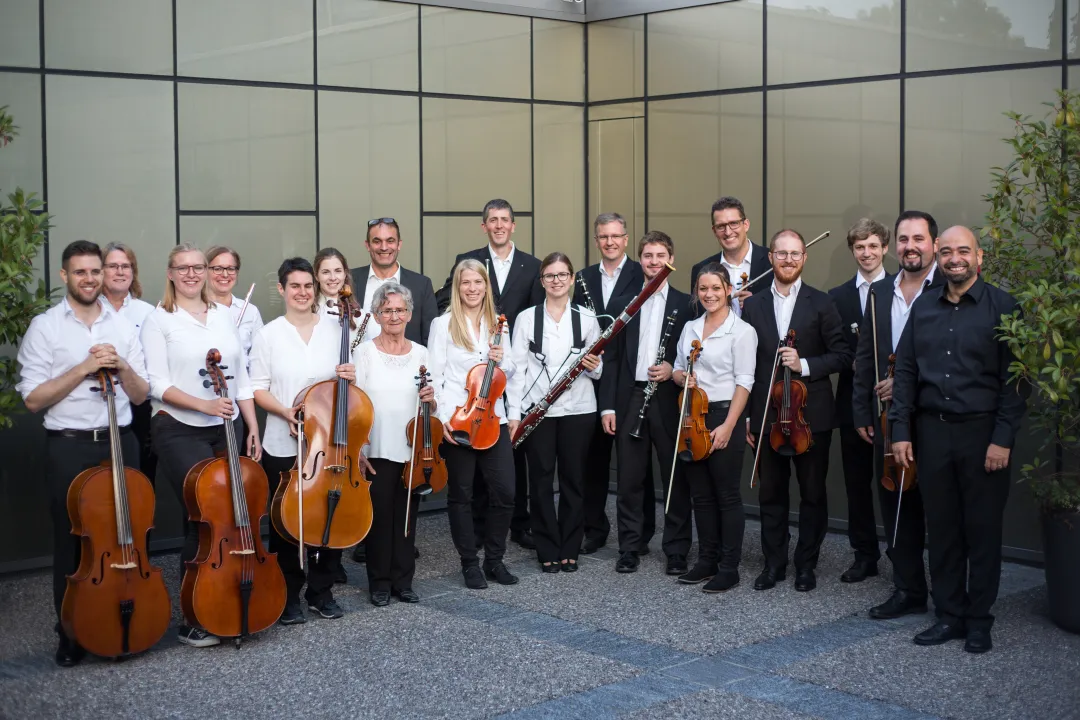 Gruppenfoto Orchester (Foto: Andreas Neira)